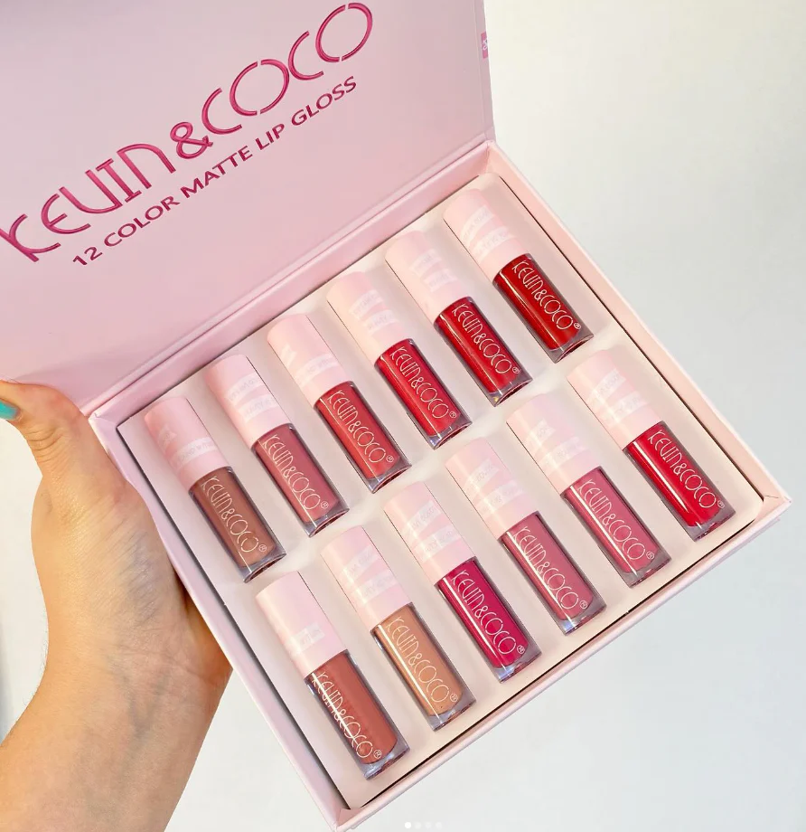 Set 12 Labiales Matte Lip Gloss – Tonos Combinables y Formato Práctico